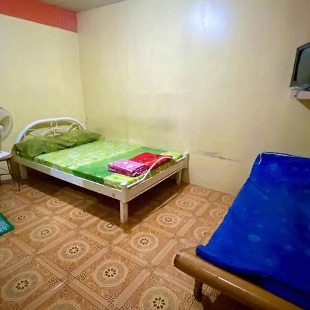 Belen Favila Transient Rooms Near Airport Terminal 3 Manila Eksteriør billede