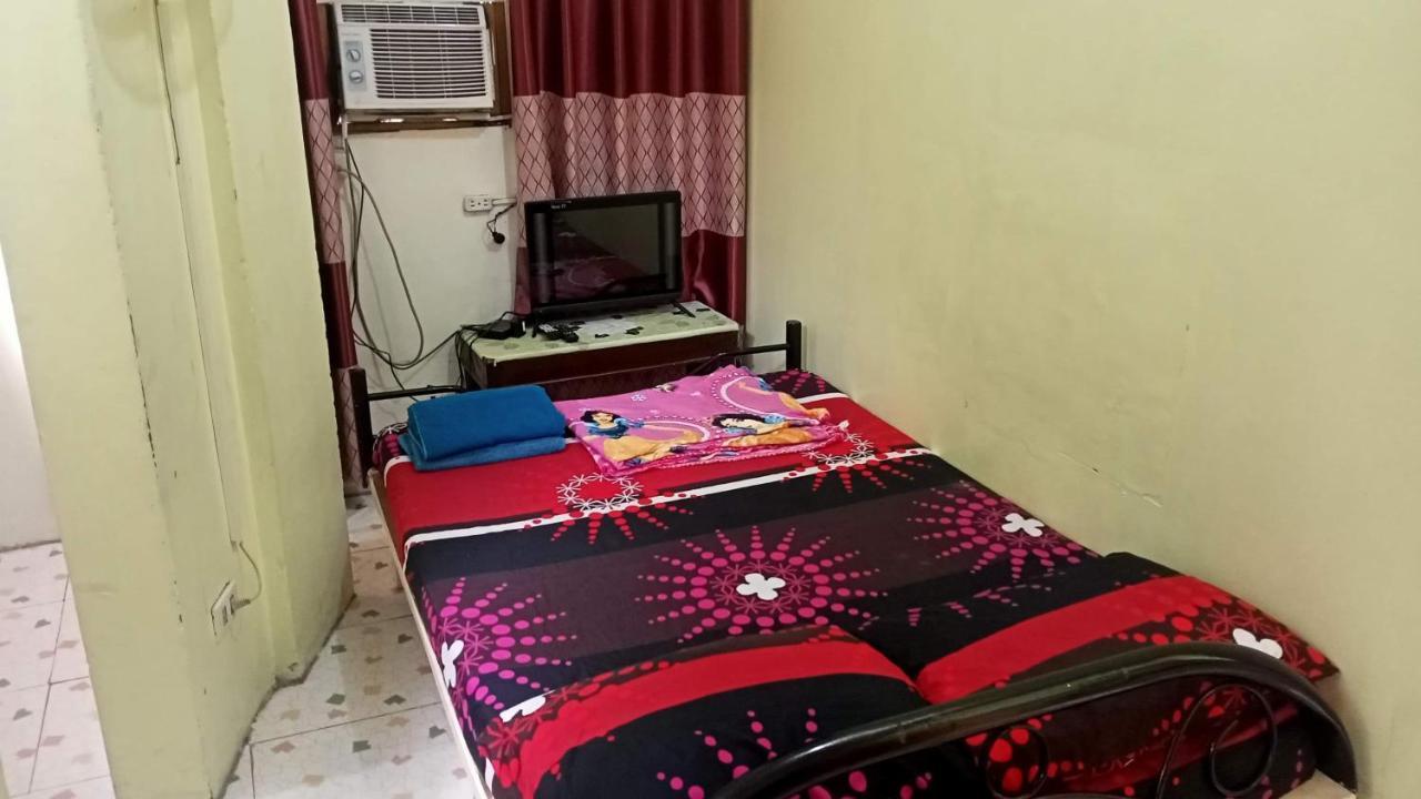 Belen Favila Transient Rooms Near Airport Terminal 3 Manila Eksteriør billede